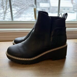 DV by Dolce Vita Rango Wedge Boots 6.5